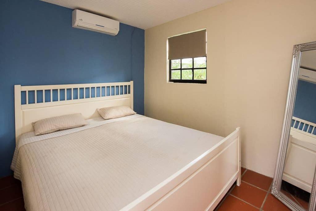 וילמסטאד Smileys Apartment And Car Rental מראה חיצוני תמונה